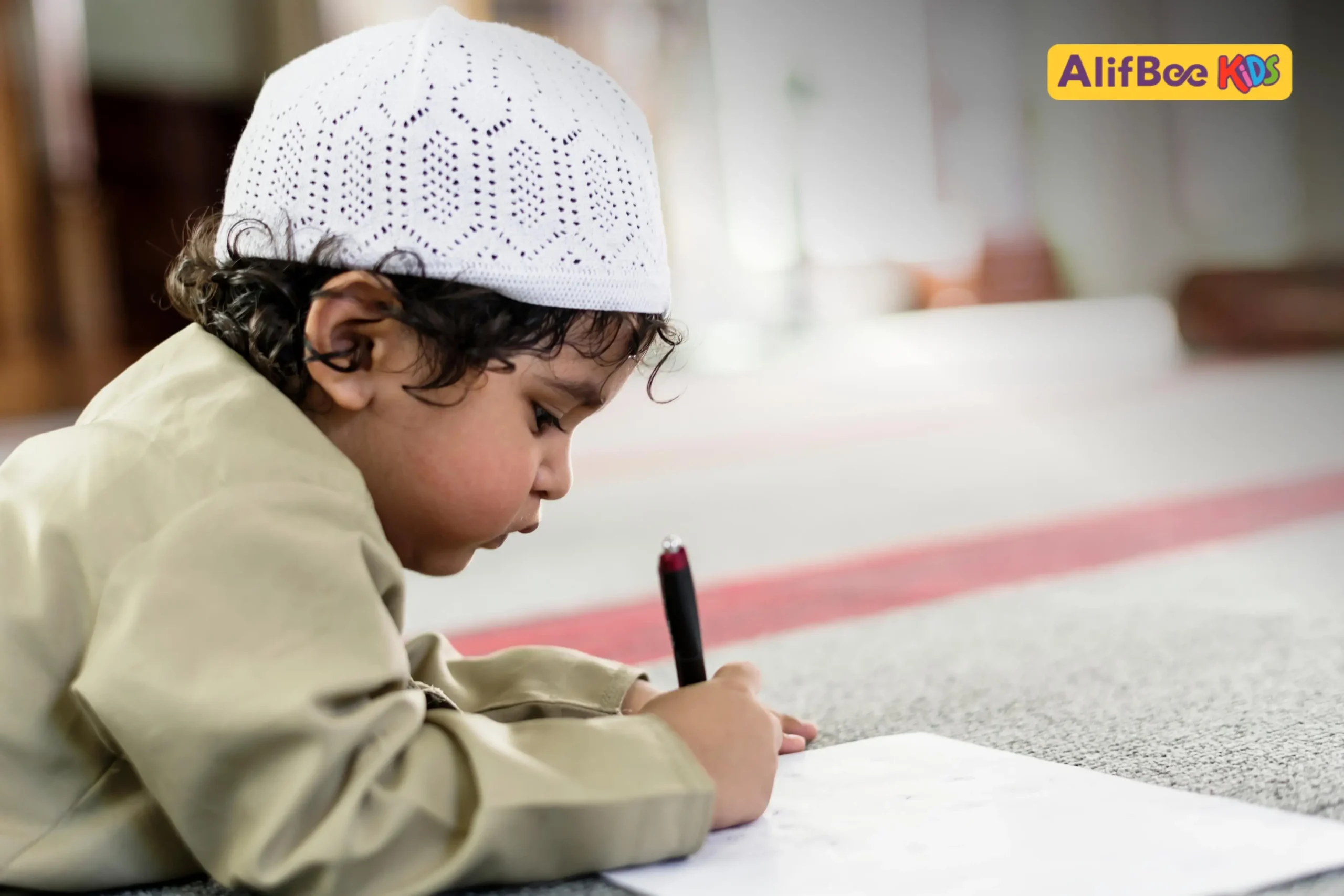 Child learning Arabic Ramadan words for Teach Your Kids Arabic This Ramadan