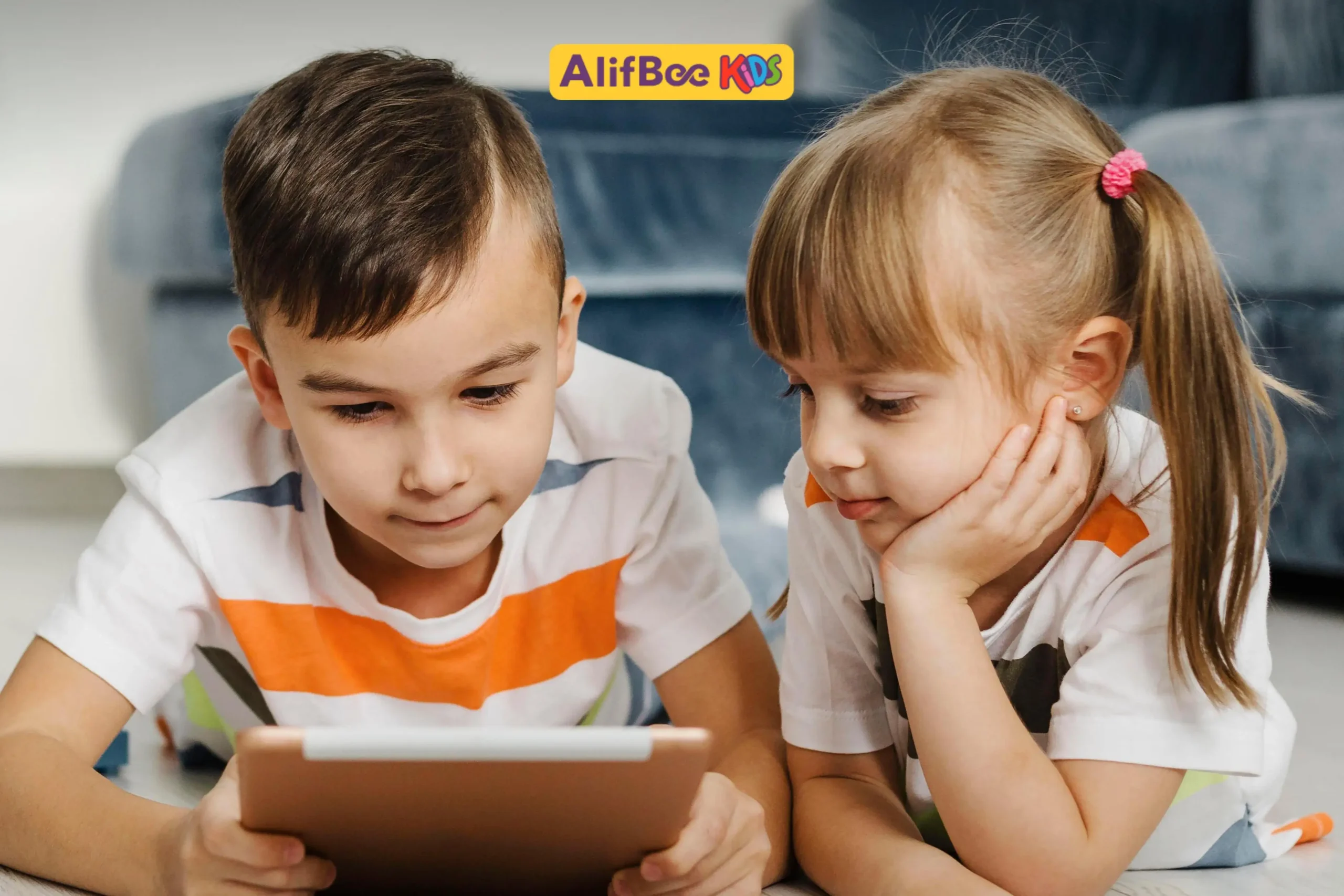 كيف نطوّر المهارات العقلية للطفل في وقت الشاشة